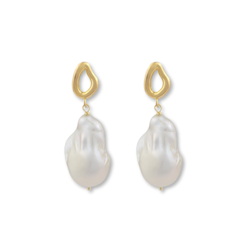 BAROQUE PEARL EYRNALOKKAR